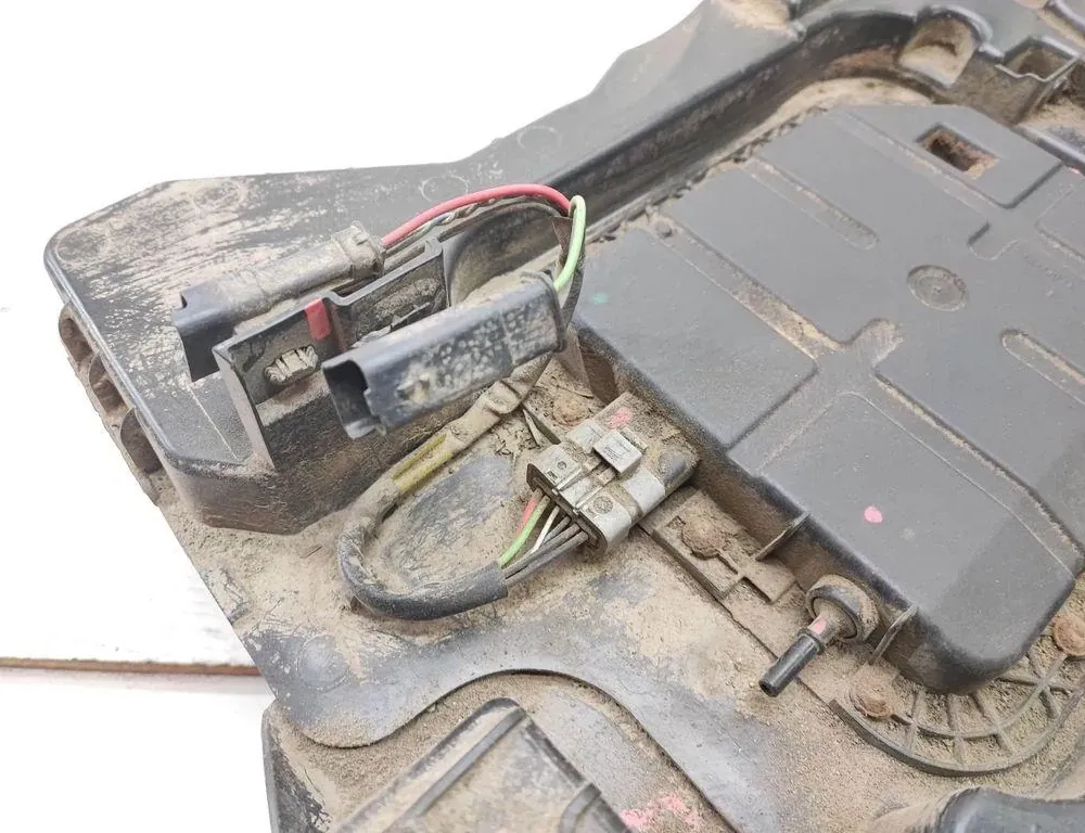 PEUGEOT 308 T9 (2013-2021) Adblue бак 12674101 33672161