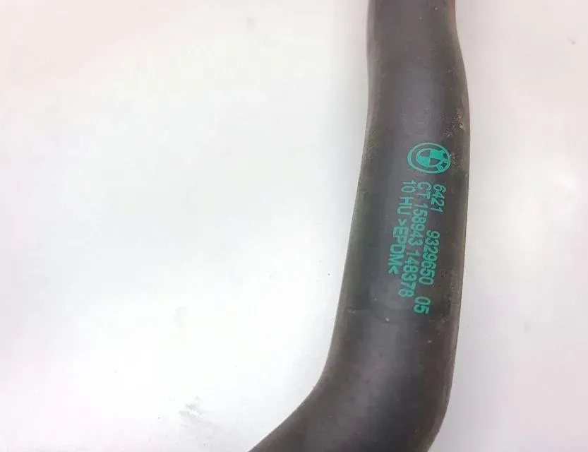 BMW 3 Series F30/F31 (2011-2020) Chladiace hadice 9329650 33675227