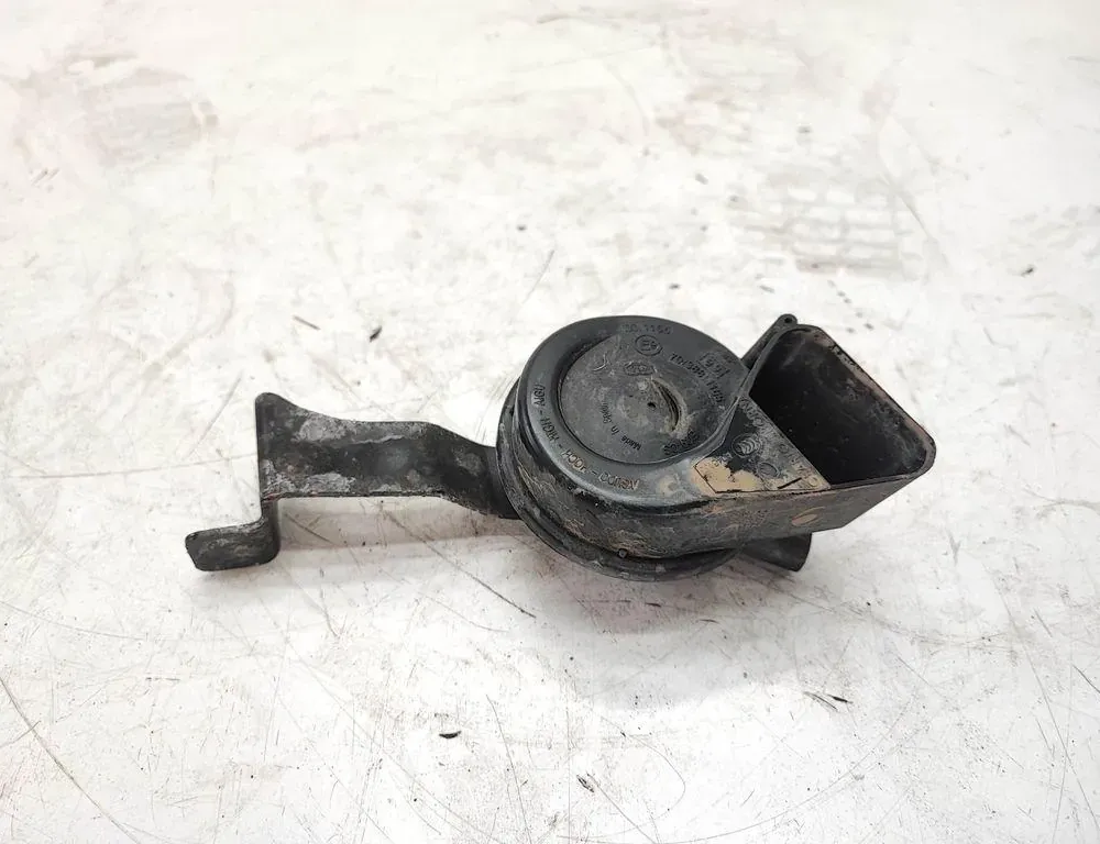 AUDI A6 C6/4F (2004-2011) Сигнал 703881165 33676758