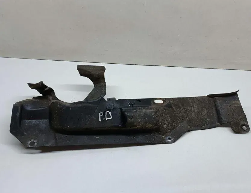 BMW 3 Series E90/E91/E92/E93 (2004-2013) Ďalší maskovaný panel 7131712 33677698