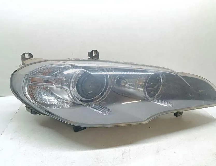 BMW X5 E70 (2006-2013) Front Right Headlight 7221894 33680389