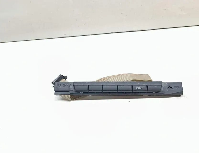 BMW 3 Series E90/E91/E92/E93 (2004-2013) Переключатель кнопок 6970912 33680666