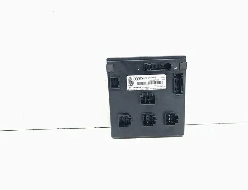 AUDI A4 B8/8K (2011-2016) Comfort Control Unit 8K0907063 33685638