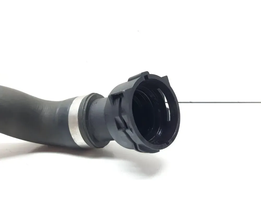 BMW 5 Series F10/F11 (2009-2017) Coolant Hose Pipe 8511928 33686132