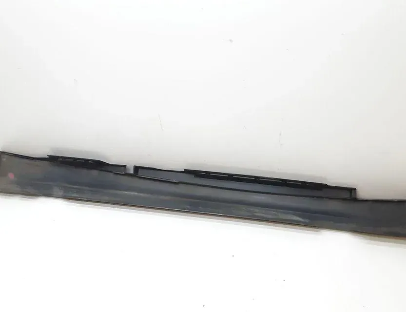 BMW 1 Series E81/E82/E87/E88 (2004-2013) Right Side Plastic Sideskirt Cover 7184353 33701255