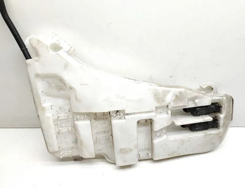 BMW 5 Series F10/F11 (2009-2017) Window Washer Tank 7269663,6934160 33702750
