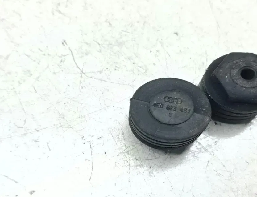 AUDI A7 C7/4G (2010-2020) Другие кузовные детали 4E0823481 33703404