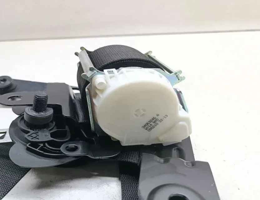 BMW 5 Series Gran Turismo F07 (2010-2017) Ремень безопасности задний правый 34063246A 33703429