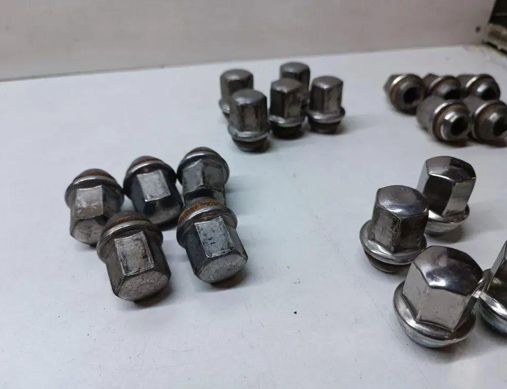 JEEP Grand Cherokee 4 generation (WK) (2004-2024) Skruže 33704463