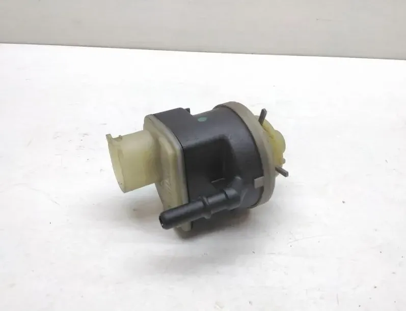 BMW 1 Series F20/F21 (2011-2020) Обогреватель топливного фильтра 8572528 33729895