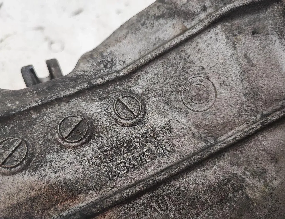 BMW 3 Series E90/E91/E92/E93 (2004-2013) Oil Pan 7797969 33730406