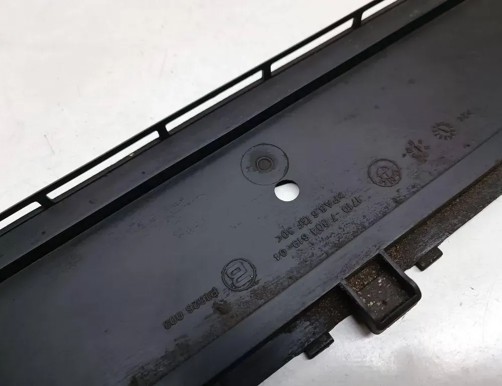 BMW 5 Series F10/F11 (2009-2017) Hижняя часть телевизора 7804619 33733692