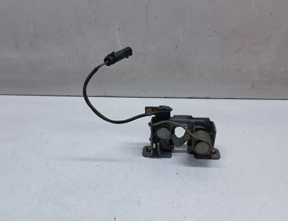 BMW X3 F25 (2010-2017) Замок капота 7210731 33737289