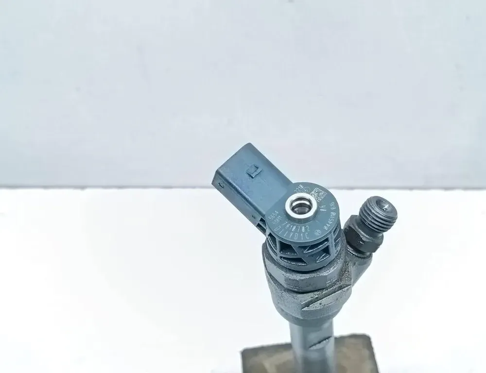 BMW X3 F25 (2010-2017) Fuel Injector 7810702 33737403