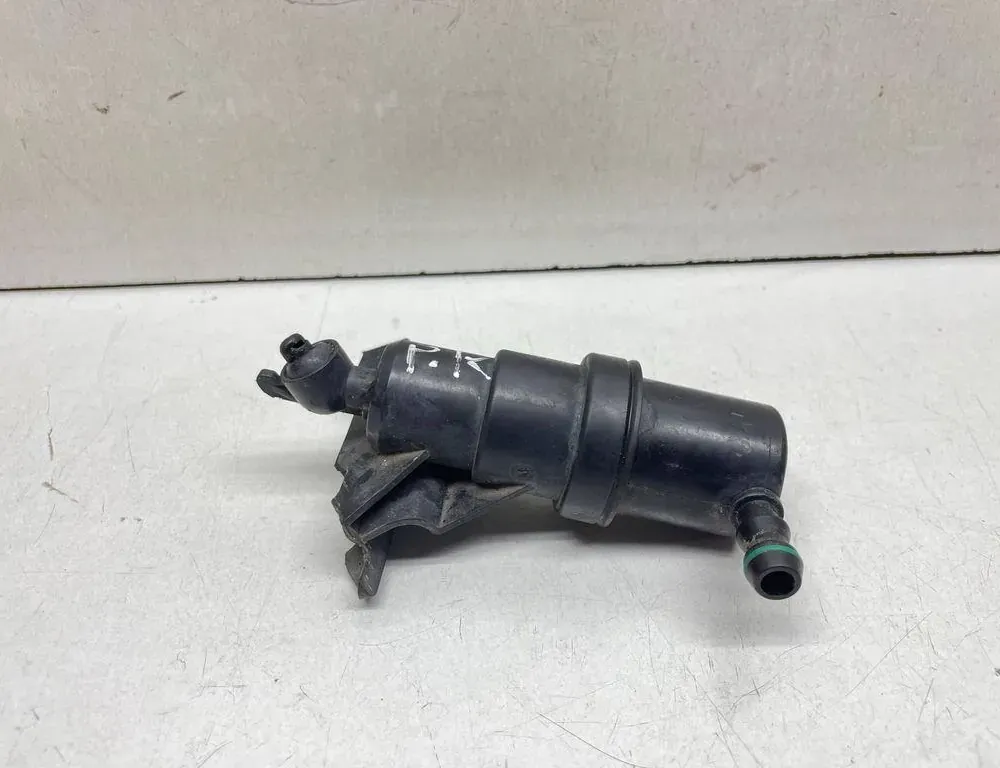 BMW 7 Series E65/E66 (2001-2008) Омыватель фар правой стороны 120307 33737446