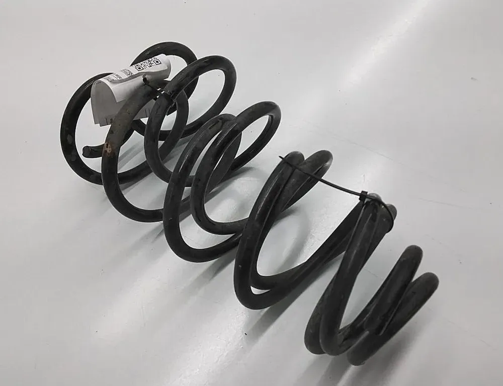 TOYOTA Yaris 3 generation (2010-2019) Пружина амортизатора задняя левая 482310D751 31382133