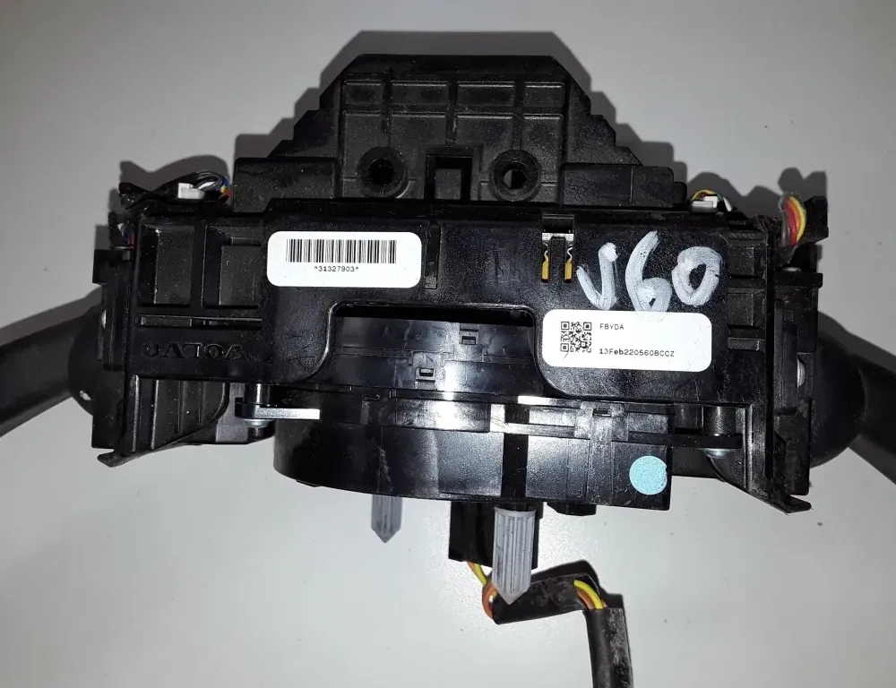 VOLVO V60 1 generation (2010-2020) Indicator Wiper Stalk Switch 31327903 34357244