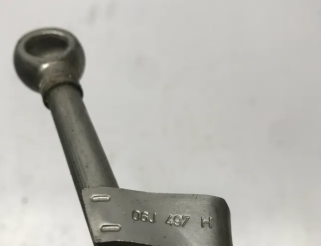 VOLKSWAGEN Golf 7 generation (2012-2024) Turbínová mazacia rúrka 06j497h 13877096