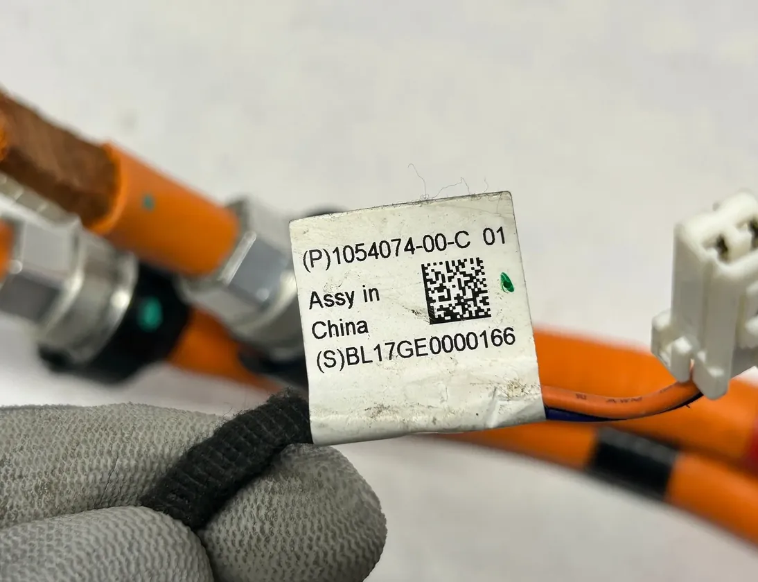 TESLA Model X 1 generation (2015-2024) Аккумуляторный кабель 1026041-00-M,102604100M,1045978-10-F,104597810F,1054074-00-C,105407400C,1067677-00-C,106767700C 34157929