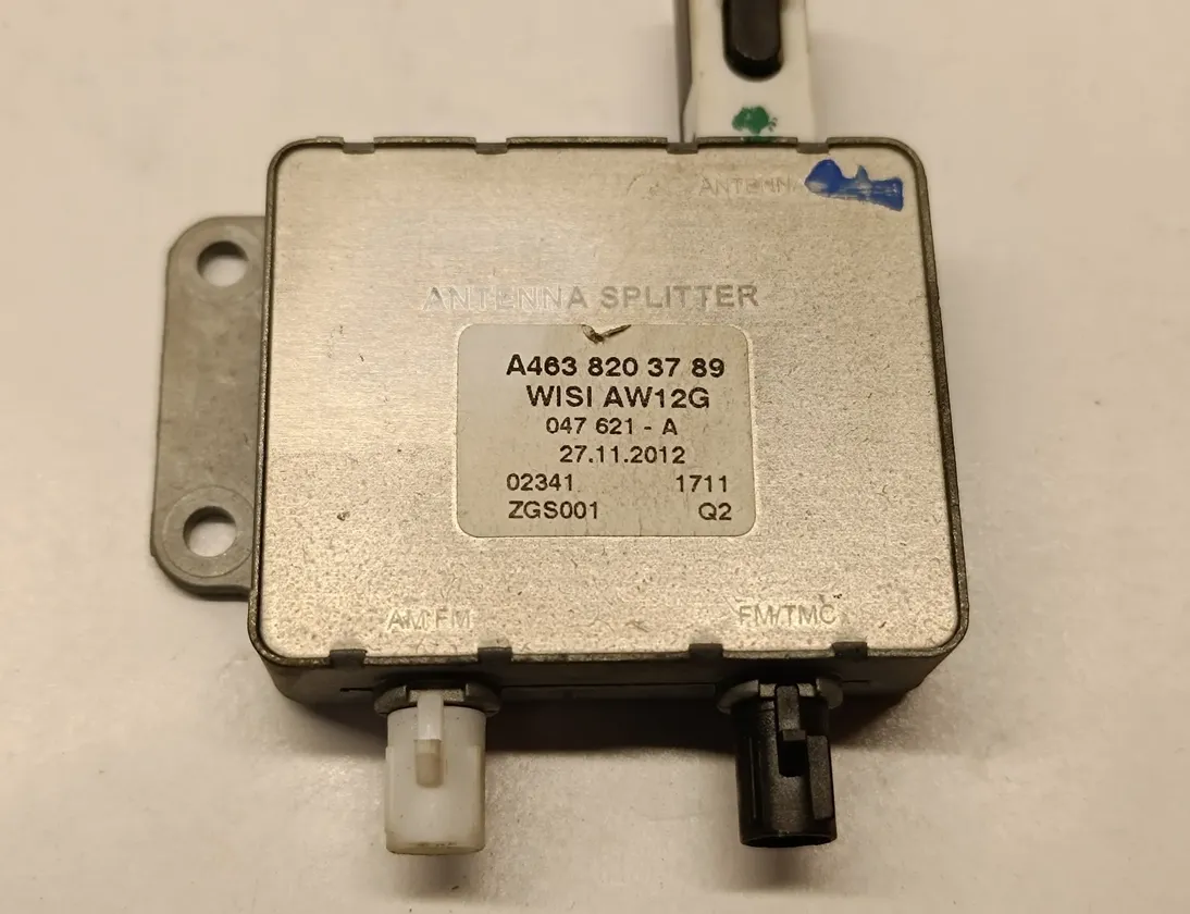 MERCEDES-BENZ C-Class W204/S204/C204 (2004-2015) Antenna A4638203789 28799757