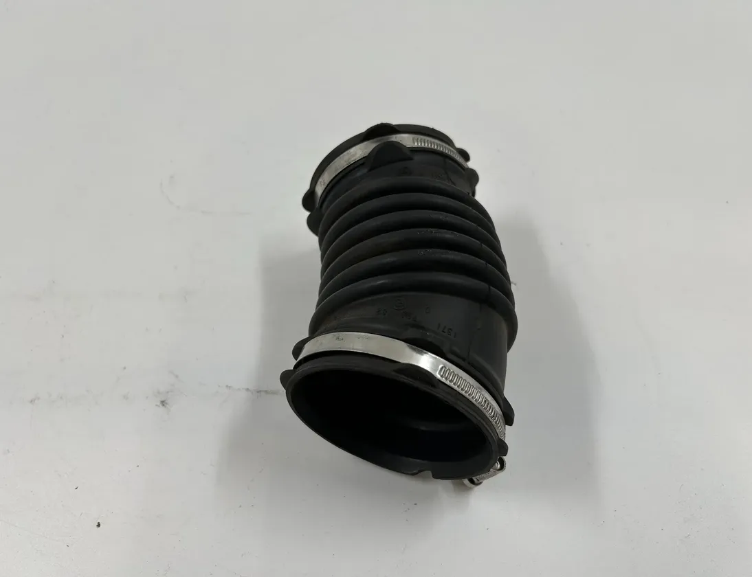 BMW 7 Series G11/G12 (2015-2023) Воздухозаборная труба 7934482,13717934482 33725987