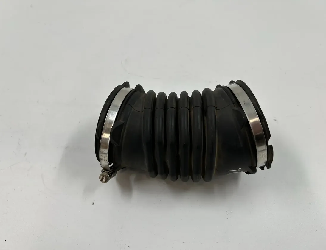 BMW 7 Series G11/G12 (2015-2023) Воздухозаборная труба 7934482,13717934482 33725987