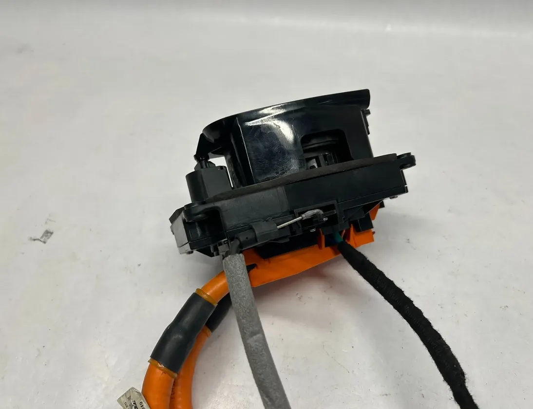 TESLA Model X 1 generation (2015-2024) Аккумуляторный кабель 1026041-00-M,102604100M,1045978-10-F,104597810F,1054074-00-C,105407400C,1067677-00-C,106767700C 34157929