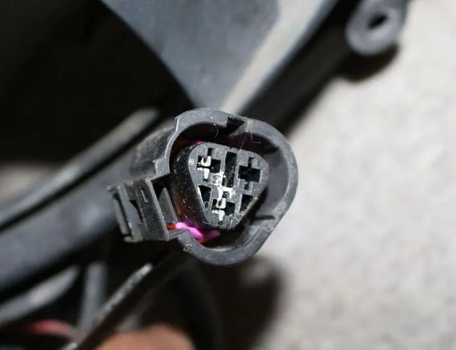 SEAT Altea 1 generation (2004-2013) Motorový chladiaci ventilátor Radiátor 1K0121207 33274800