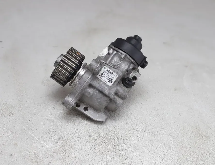 VOLKSWAGEN Passat B7 (2010-2015) Fuel Pump 04L130755D 33276573