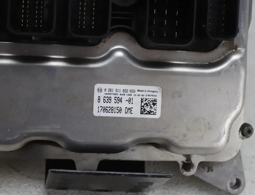 BMW 3 Series F30/F31 (2011-2020) Sada ECU motora 8639594 33278813