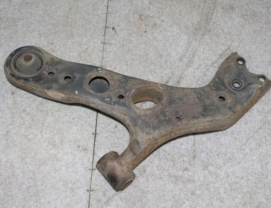 TOYOTA RAV4 3 generation (XA30) (2005-2012) Передний рычаг 33282166