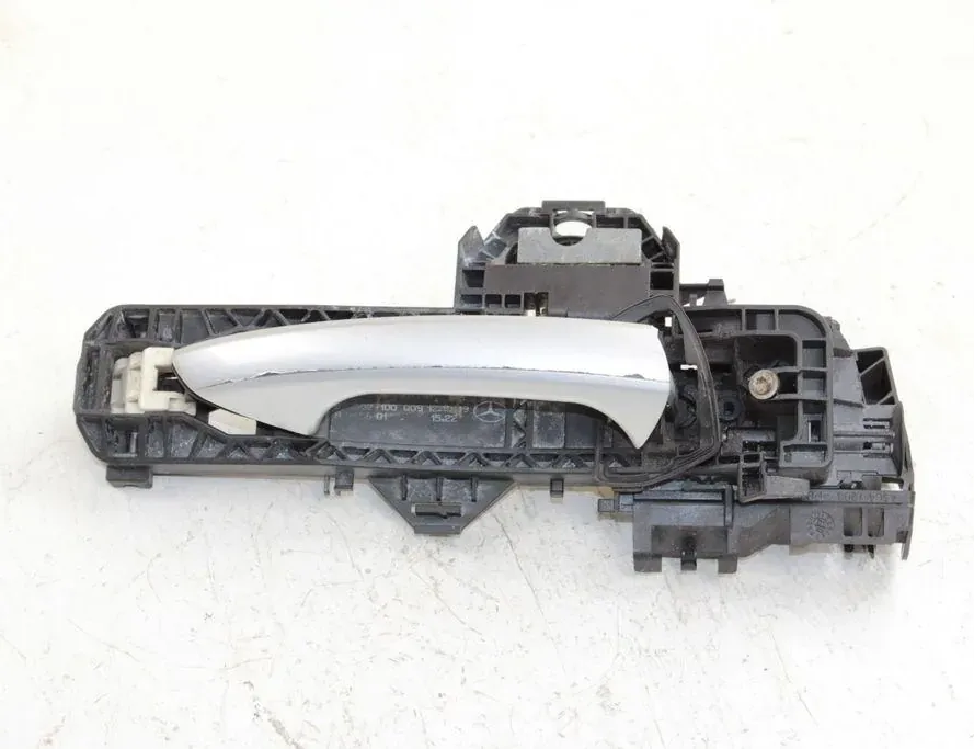 MERCEDES-BENZ E-Class W212/S212/C207/A207 (2009-2016) Left Side Sliding Door Exterior Handle A2047600634 33286470