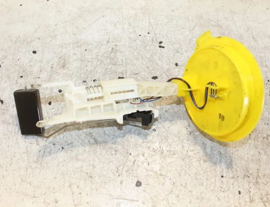 SKODA Octavia 2 generation (2004-2013)  датчик уровня топлива 1K0919673AK 33296773