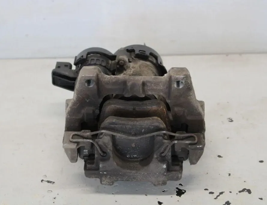 VOLVO XC60 2 generation (2017-2024) Супорт тормозов задний левый 31687554 33298387