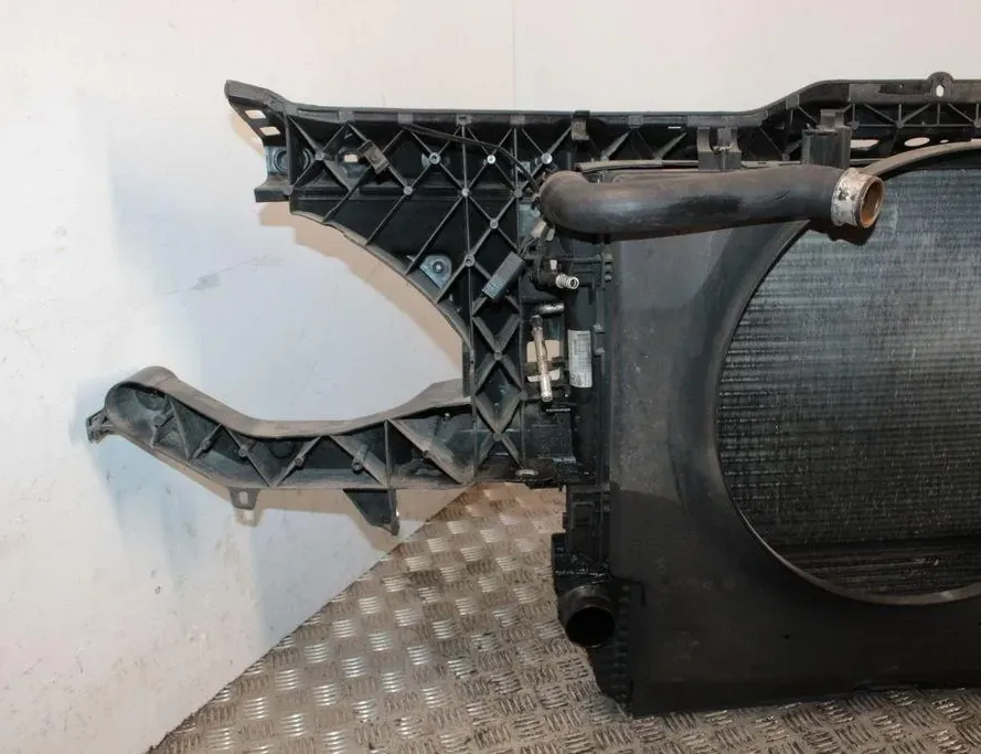 MERCEDES-BENZ Vito W639 (2003-2015) Chladiace diely A6395011301 33303702