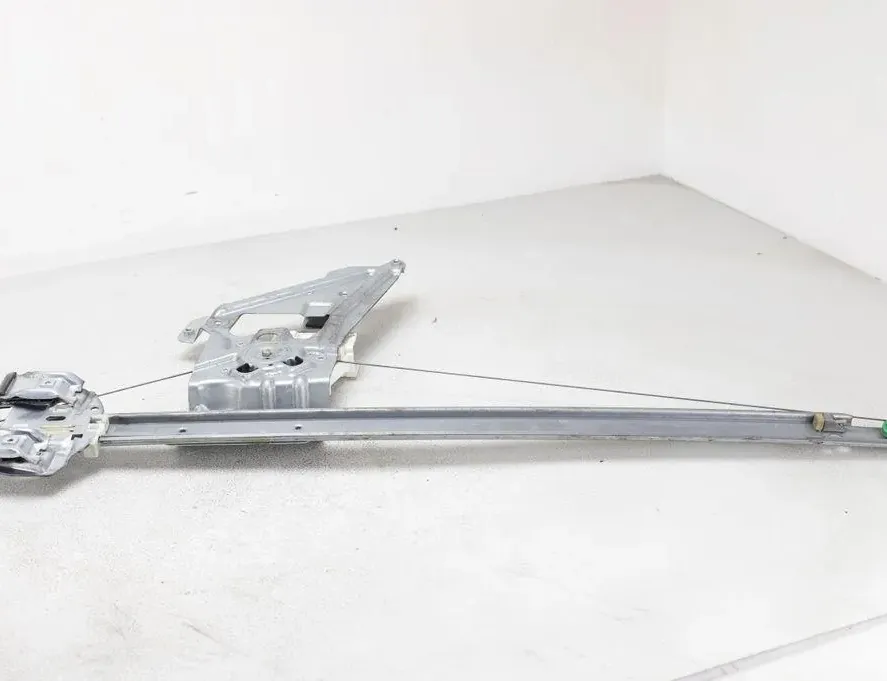 VOLKSWAGEN Crafter 1 generation (2006-2016) Regulátor okna pravých predných dverí A9067200146 33304416