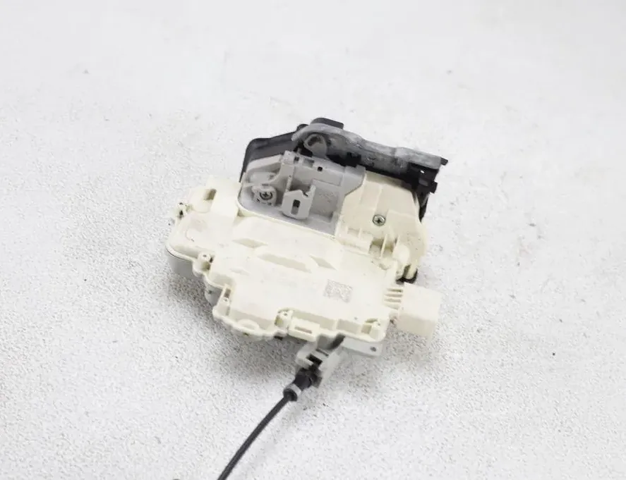 AUDI Q3 F3 (2018-2024) Zámok ľavých zadných dverí 4G0839015 33306523