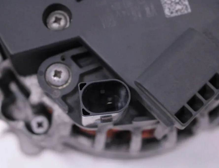 SKODA Superb 2 generation (2008-2015) Alternator 03L903024F 33397345