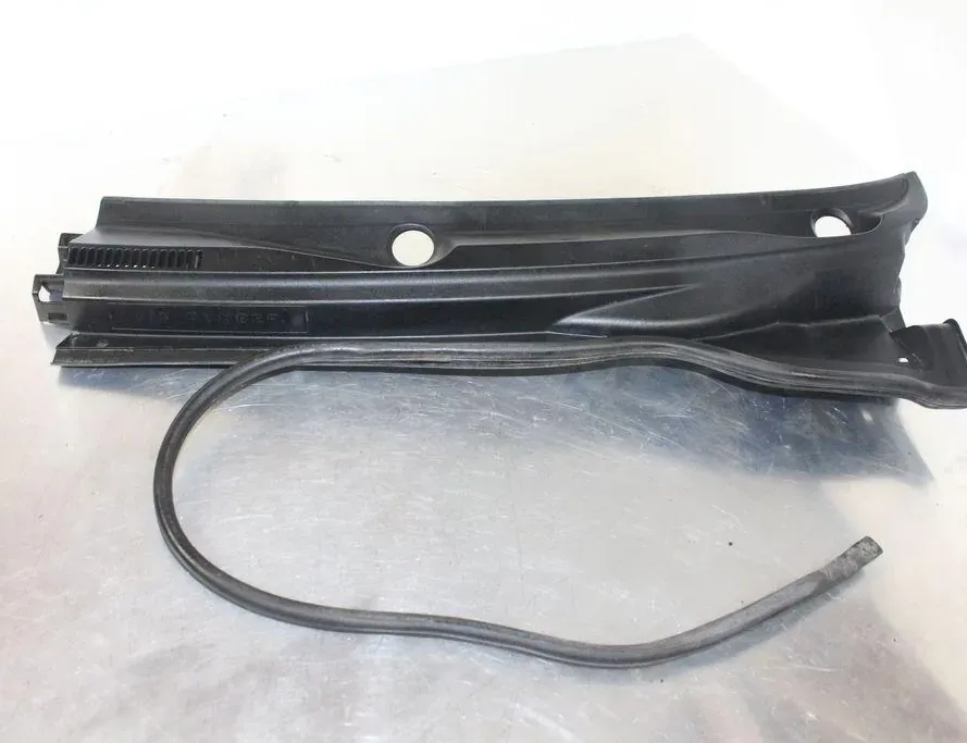 TOYOTA Corolla Verso 1 generation (2001-2009) Пластмасса передняя стеклоочистителей 557820F010 33398059