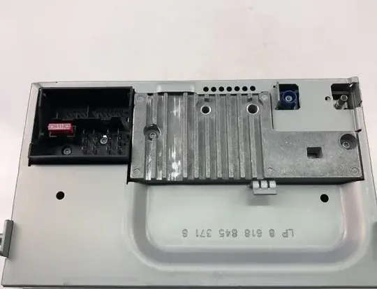 VOLKSWAGEN Touran 1 generation (2003-2015) Music Player Without GPS 1K0035191D 34157195