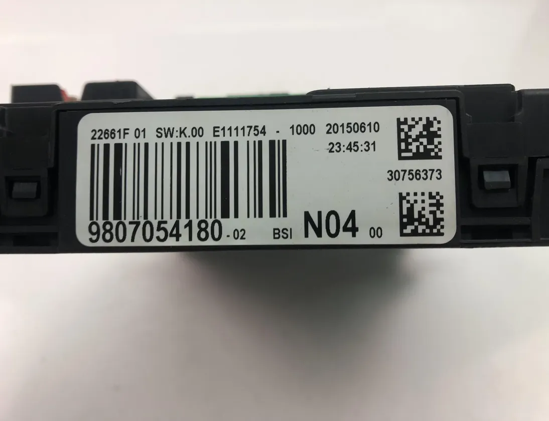 PEUGEOT 308 T9 (2013-2021) Fuse box 9807054180 23495632