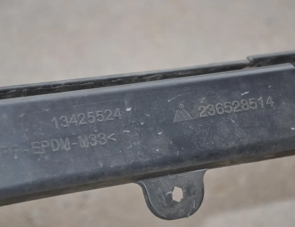 OPEL Astra K (2015-2021) Rear Right Bumper Bracket 236528514,13425524 25326838