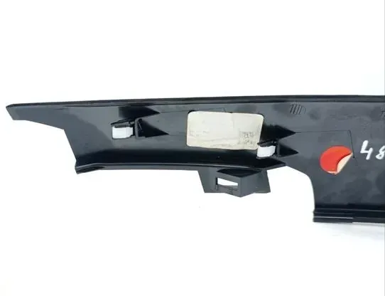 FORD USA Mriežka prívodu vzduchu do kabíny 33518821