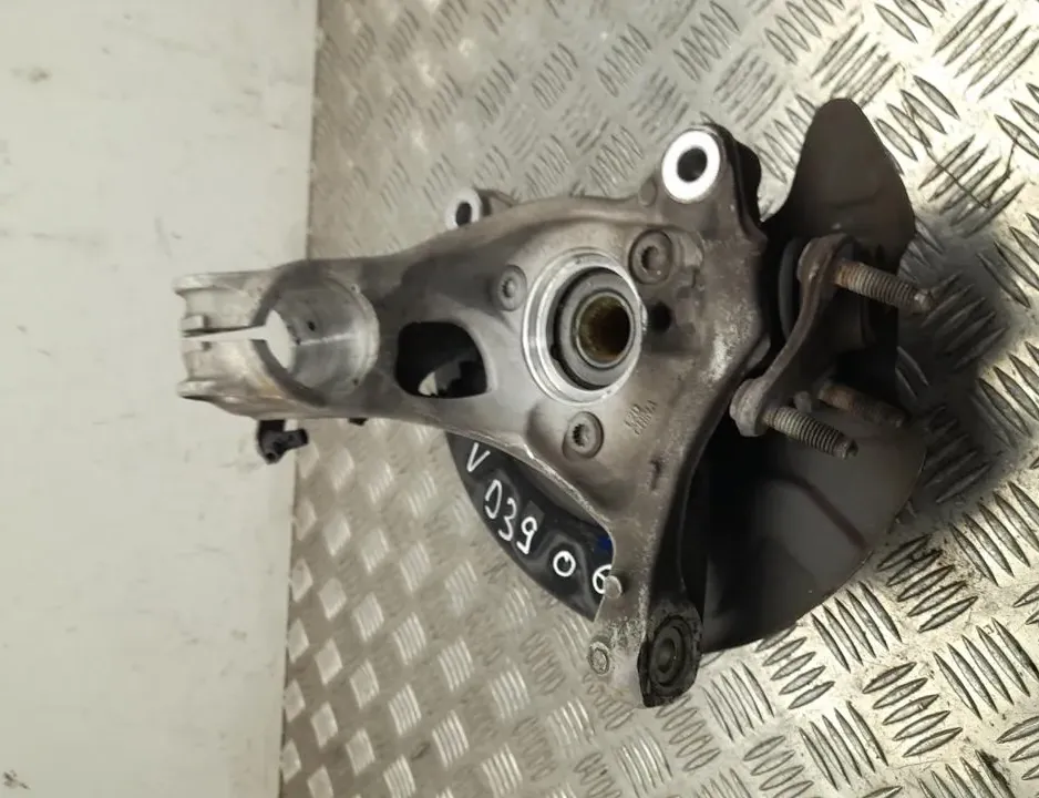 SKODA Octavia 4 generation (A8) (2019-2023) Подшипник ступицы передний левый 5WA407257C 33577443