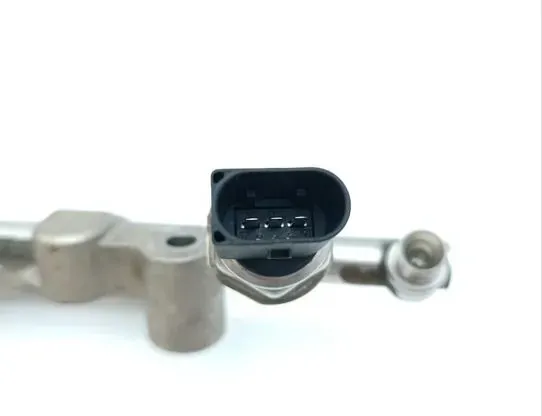 BENTLEY Bentayga 1 generation (2015-2024) Palivová lišta 34266739