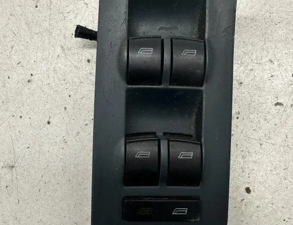 AUDI A6 C8/4K (2018-2024) Vypínač ľavého okna predných dverí 4B0959851 30588898