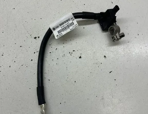 AUDI A6 C6/4F (2004-2011) Negatívny kábel batérie 8K0915181C 33815722
