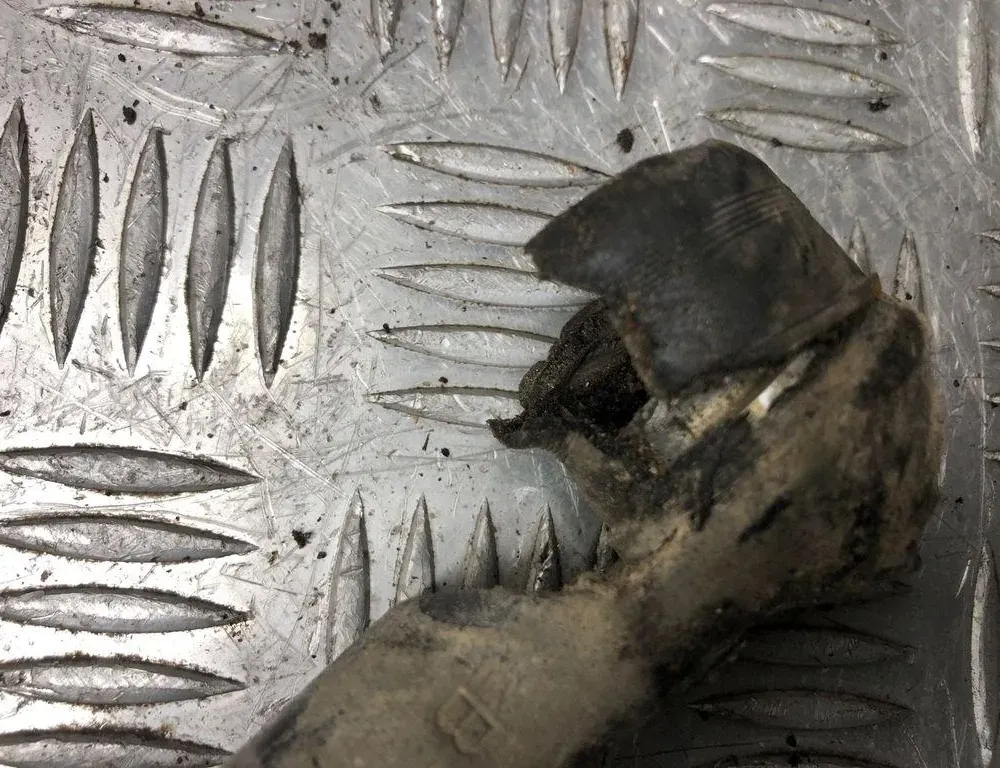 SKODA Superb 3 generation (2015-2023) Riadiaca skriňa 5Q1423105F 33816551