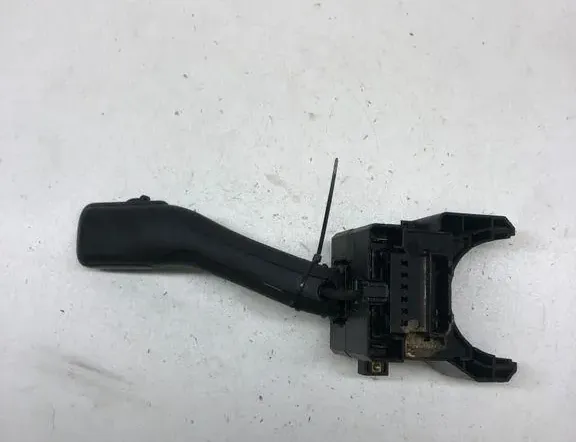 AUDI A6 C6/4F (2004-2011) Ovládanie stieračov 4B0953503F 33825998