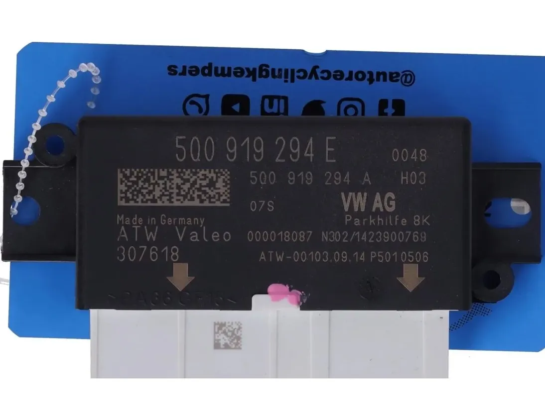 VOLKSWAGEN Golf Sportsvan 1 generation (2014-2019) PDC jednotka na kontrolu vzdialenosti pri parkovaní 5Q0919294E 30408591